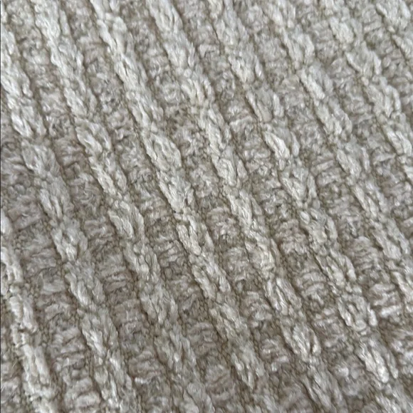 Restoration Hardware Cream Textured Throw - Picture 4 of 4